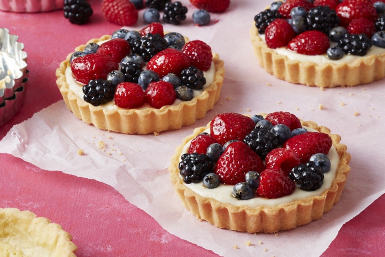 SUNSET® WOW™ Berry and Mascarpone Tart