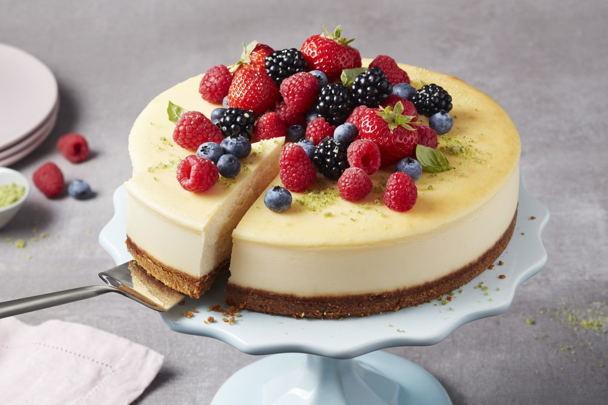 SUNSET® WOW™ Berry Cheesecake with Ginger Crust